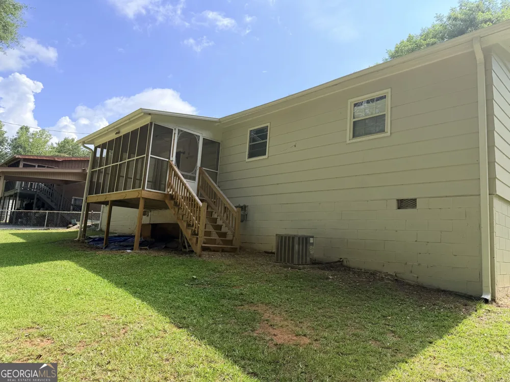 7132 Green Acres CT SW Covington, GA 30014