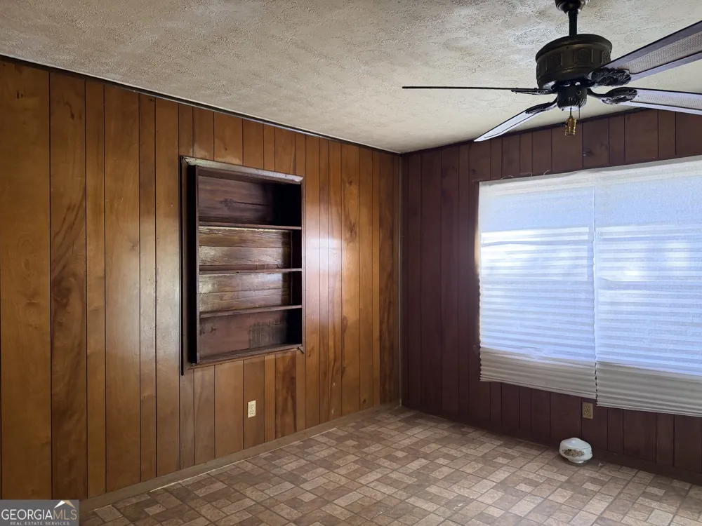 7132 Green Acres CT SW Covington, GA 30014