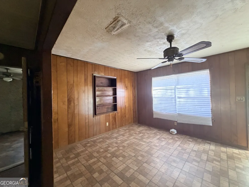 7132 Green Acres CT SW Covington, GA 30014