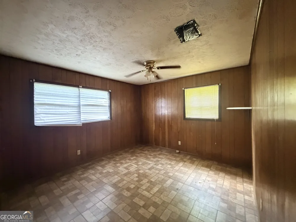 7132 Green Acres CT SW Covington, GA 30014