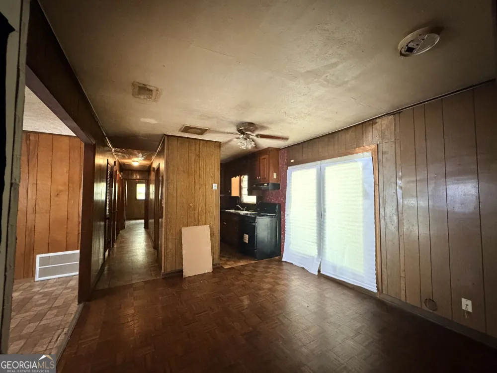 7132 Green Acres CT SW Covington, GA 30014