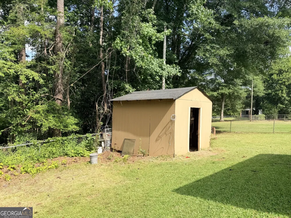7132 Green Acres CT SW Covington, GA 30014