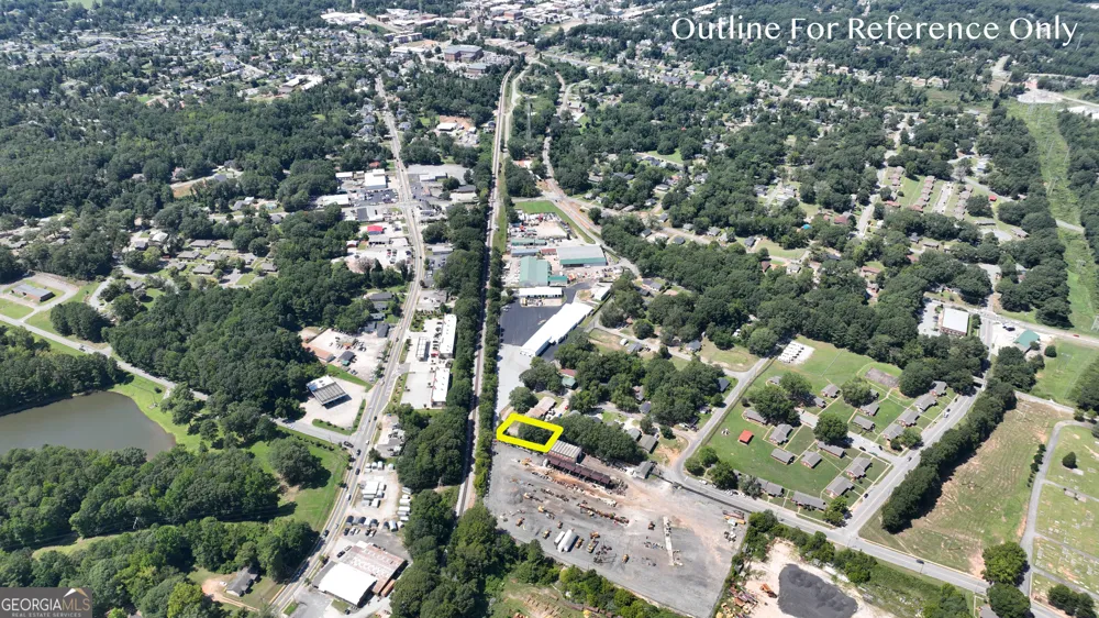 40 Haynie ST Newnan, GA 30263