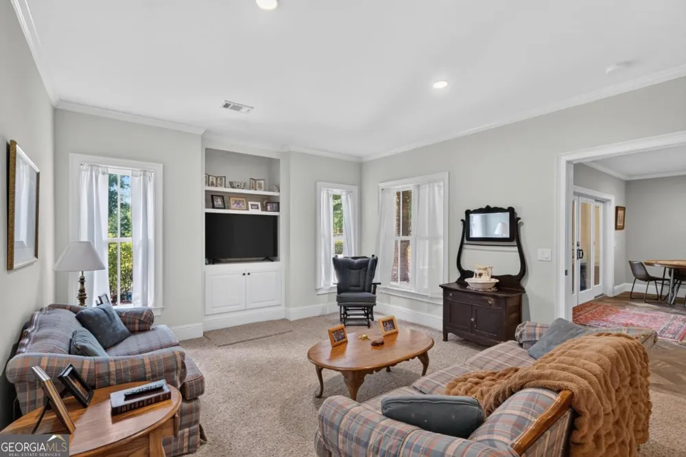132 Country LN Eatonton, GA 31024