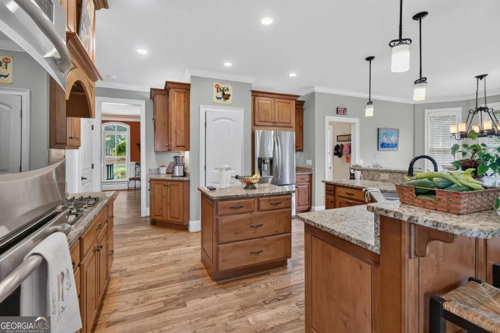 132 Country LN Eatonton, GA 31024