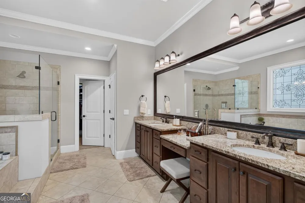 132 Country LN Eatonton, GA 31024