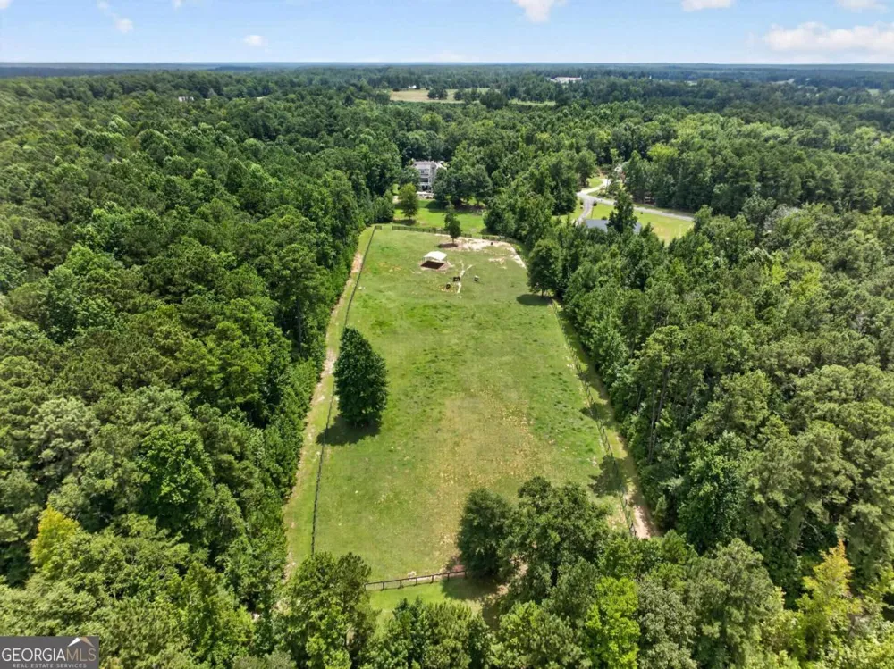 132 Country LN Eatonton, GA 31024