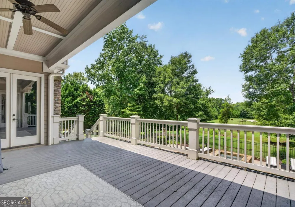 132 Country LN Eatonton, GA 31024
