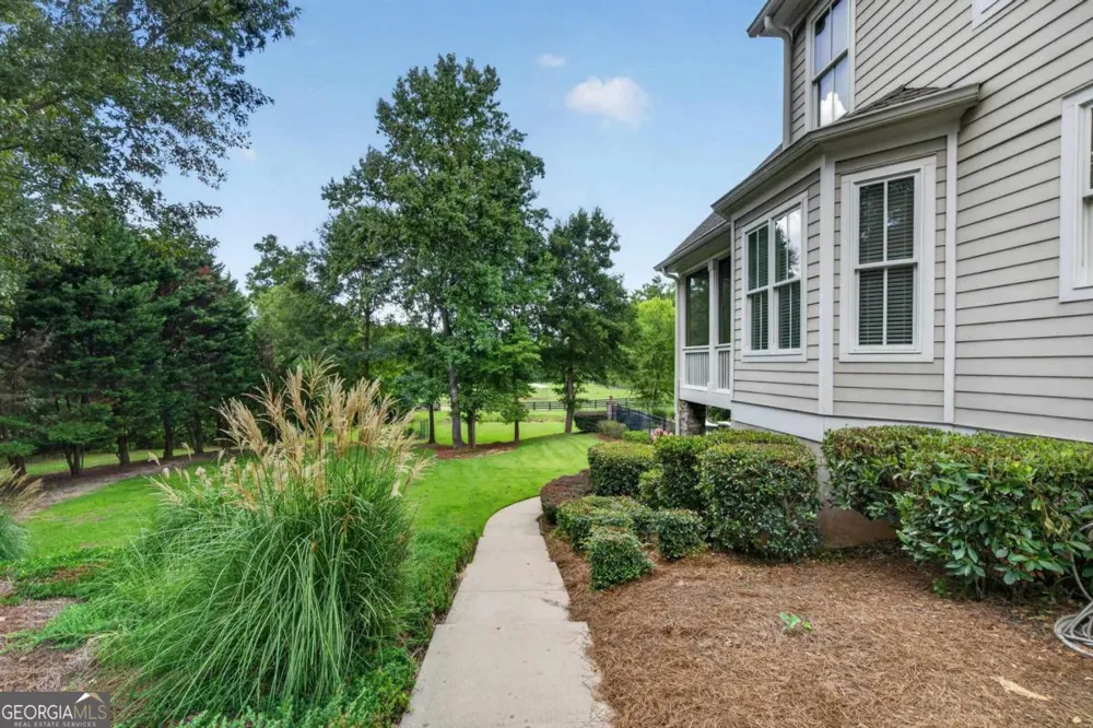 132 Country LN Eatonton, GA 31024