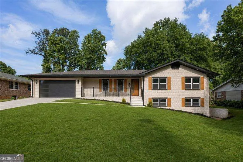 3767 Plumcrest RD SE Smyrna, GA 30082
