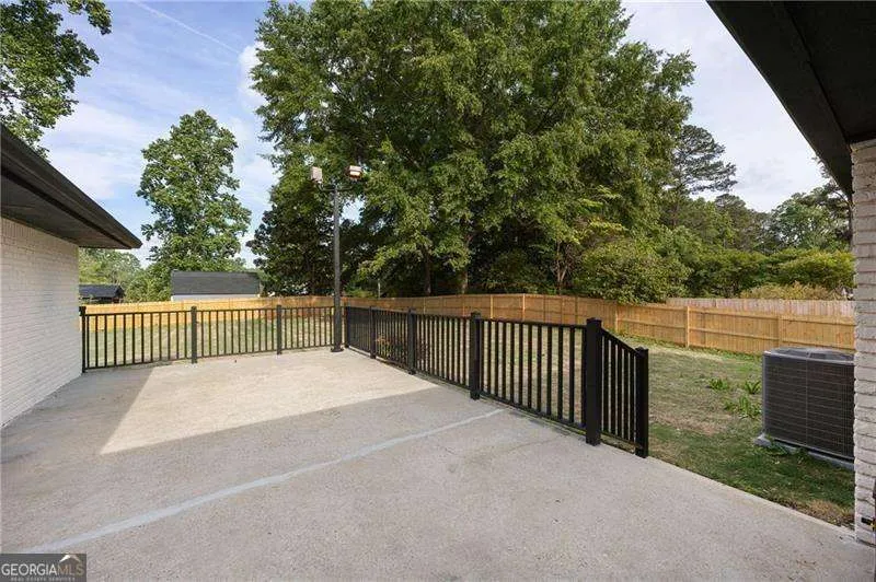 3767 Plumcrest RD SE Smyrna, GA 30082