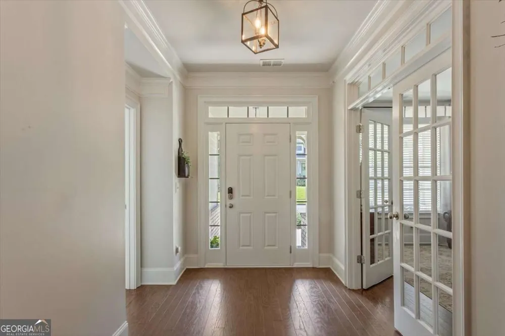 327 Carmichael CIR Canton, GA 30115