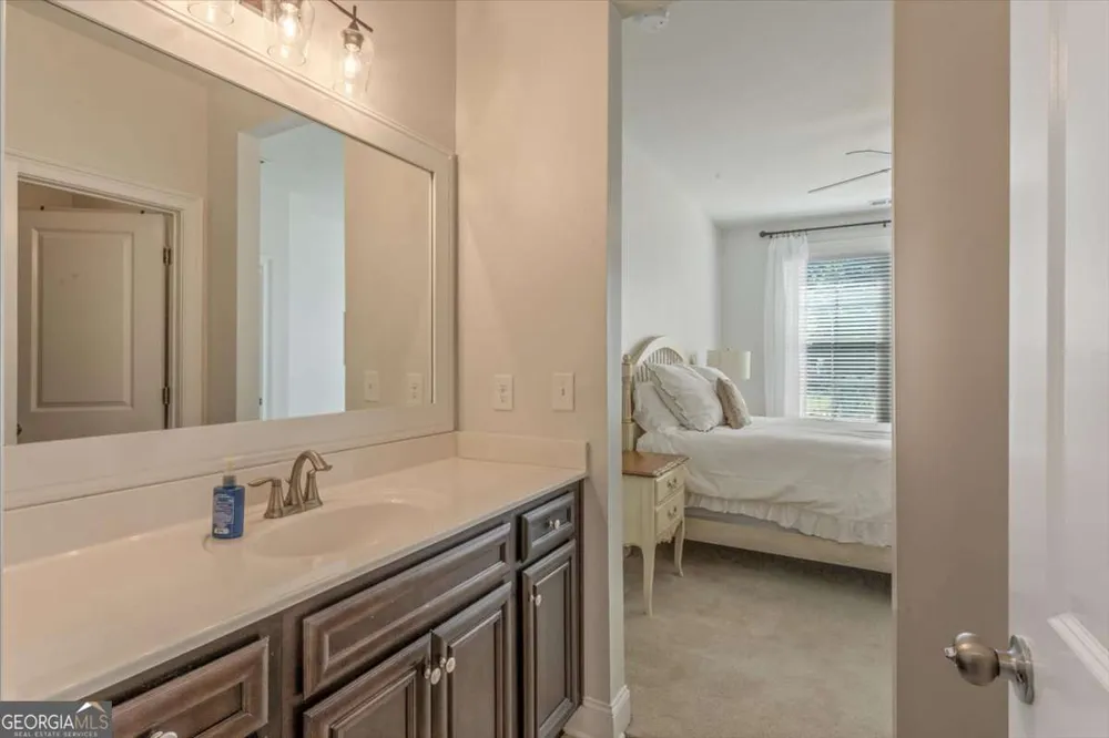 327 Carmichael CIR Canton, GA 30115