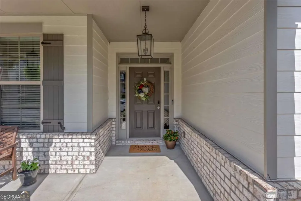 327 Carmichael CIR Canton, GA 30115