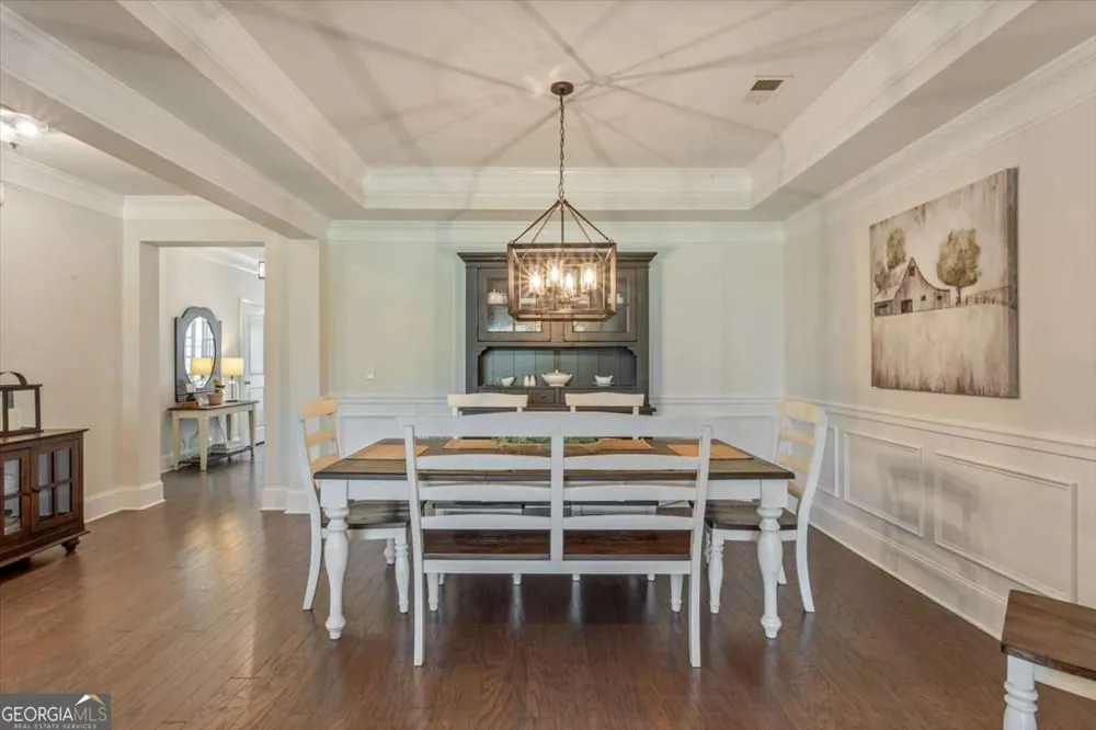 327 Carmichael CIR Canton, GA 30115