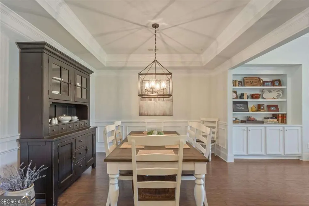 327 Carmichael CIR Canton, GA 30115