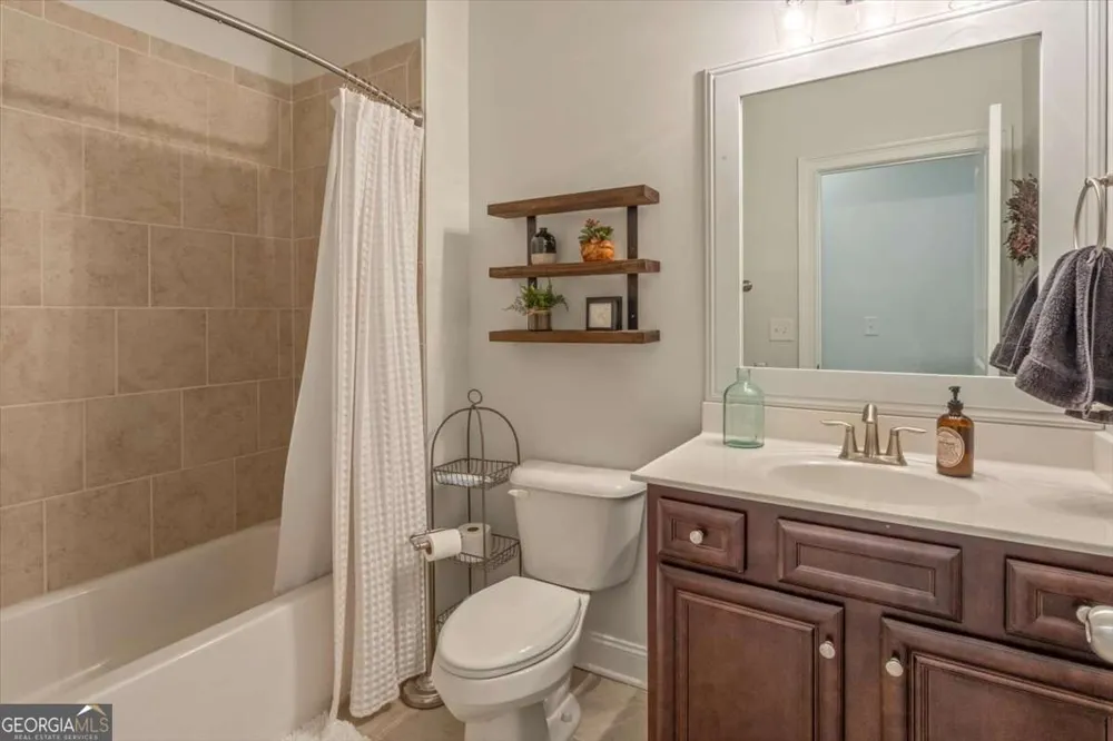 327 Carmichael CIR Canton, GA 30115