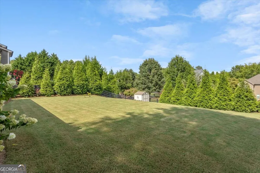 327 Carmichael CIR Canton, GA 30115