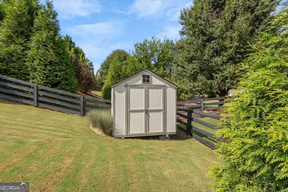 327 Carmichael CIR Canton, GA 30115
