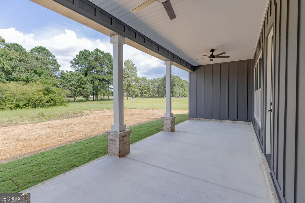 1004 Country Club RD Perry, GA 31069