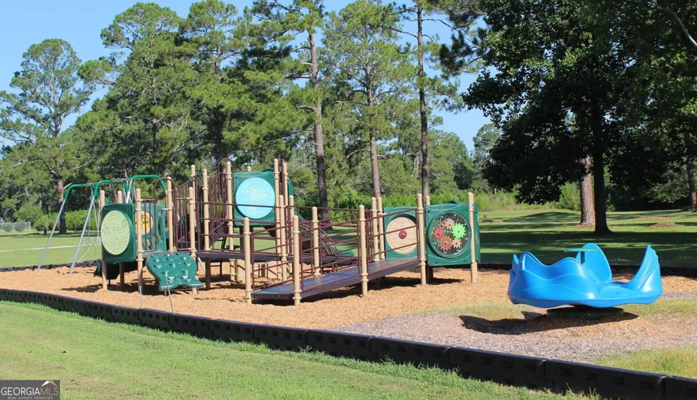 1004 Country Club RD Perry, GA 31069