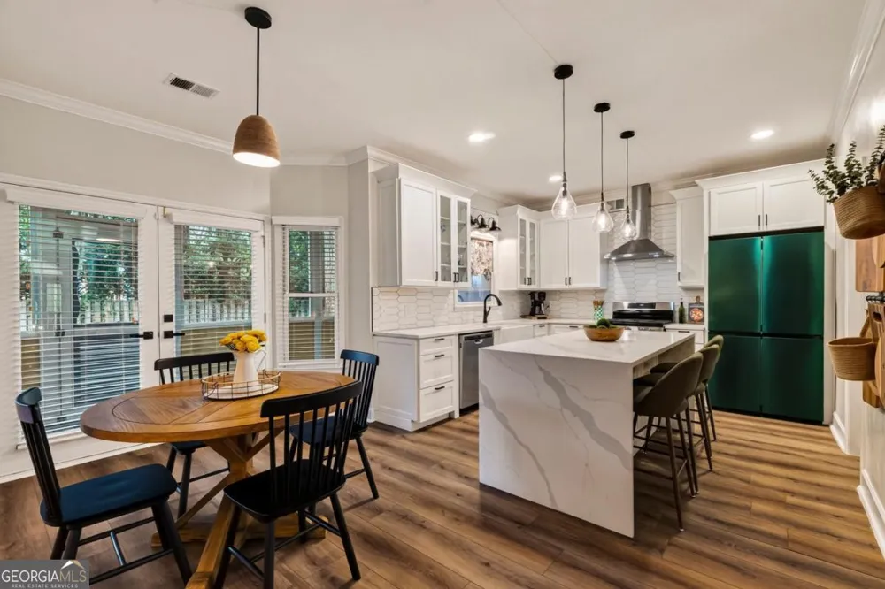 9 Devon RD Savannah, GA 31419