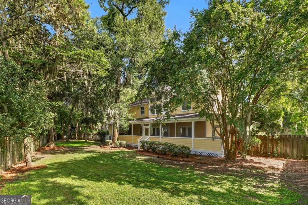 9 Devon RD Savannah, GA 31419