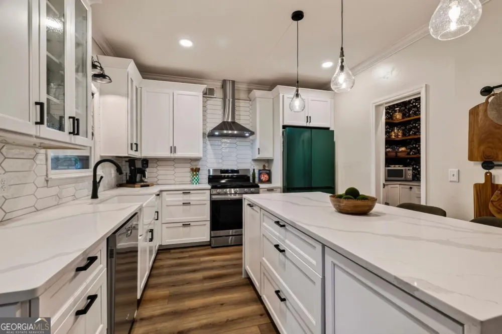 9 Devon RD Savannah, GA 31419