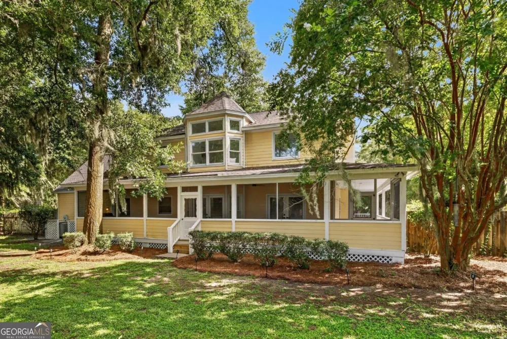 9 Devon RD Savannah, GA 31419