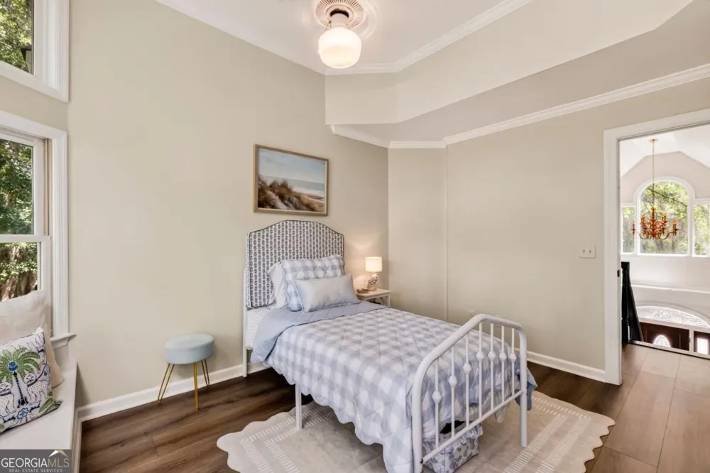 9 Devon RD Savannah, GA 31419