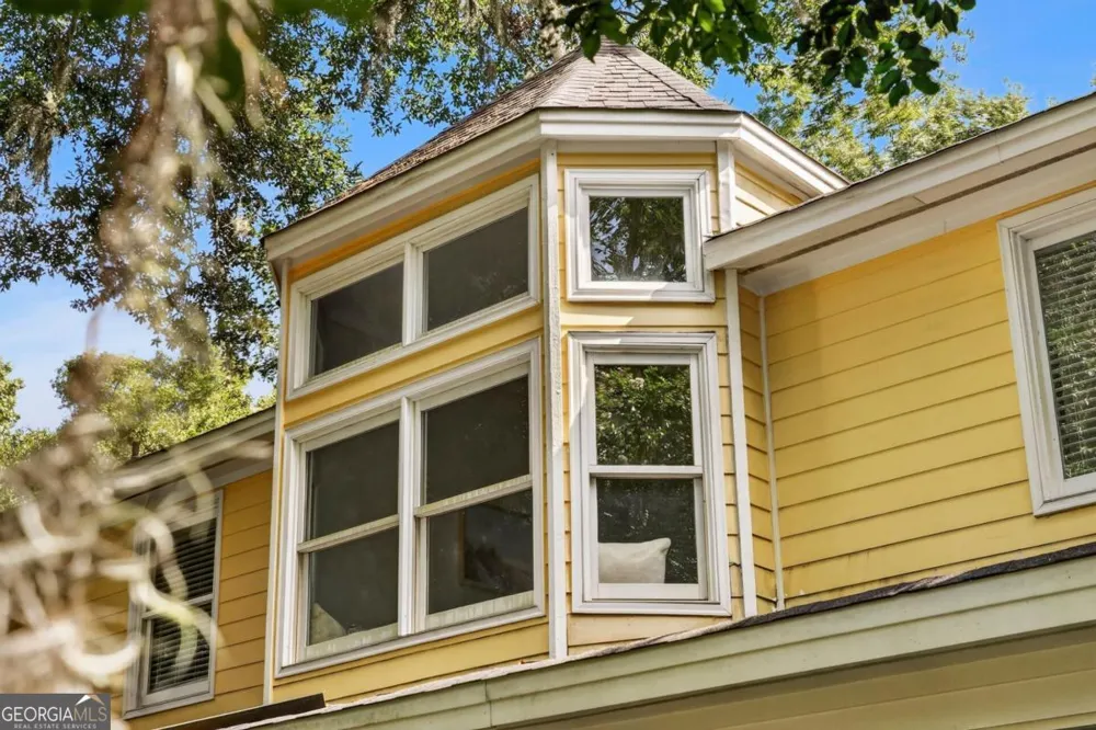 9 Devon RD Savannah, GA 31419