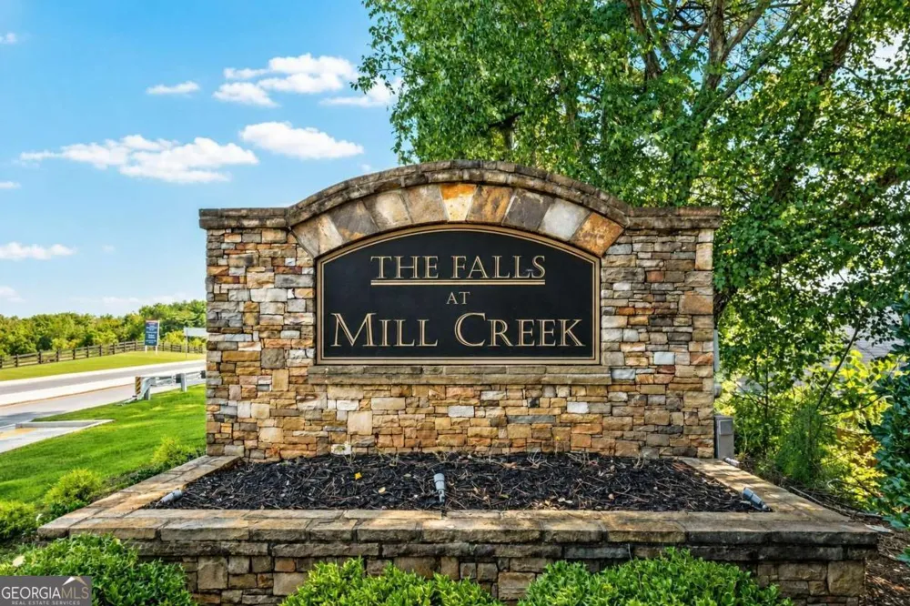 904 Mill Creek AVE Canton, GA 30115