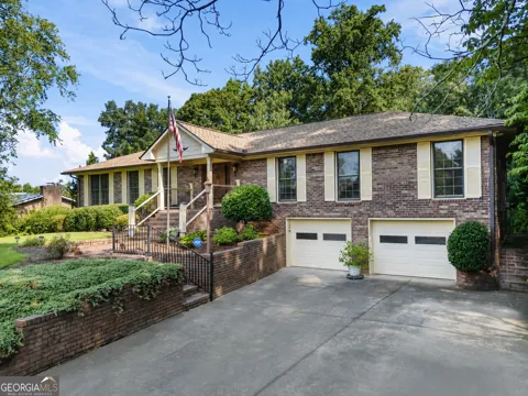 2950 Foothill TRL