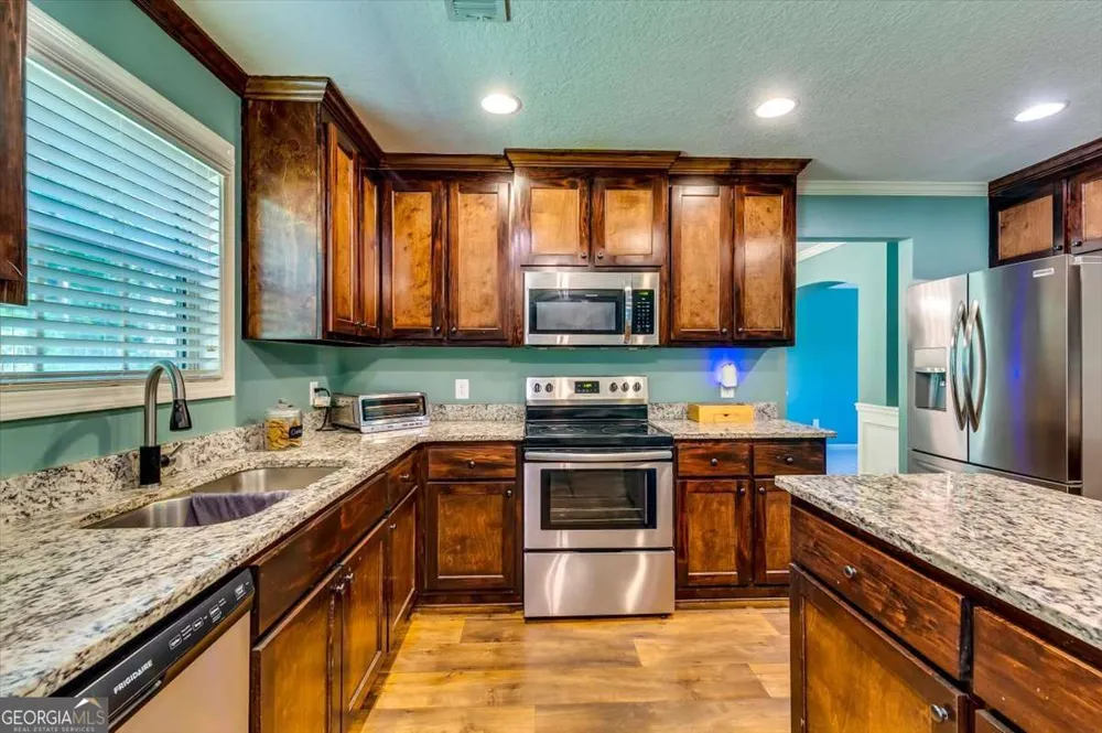 659 Peachtree RD Jefferson, GA 30549