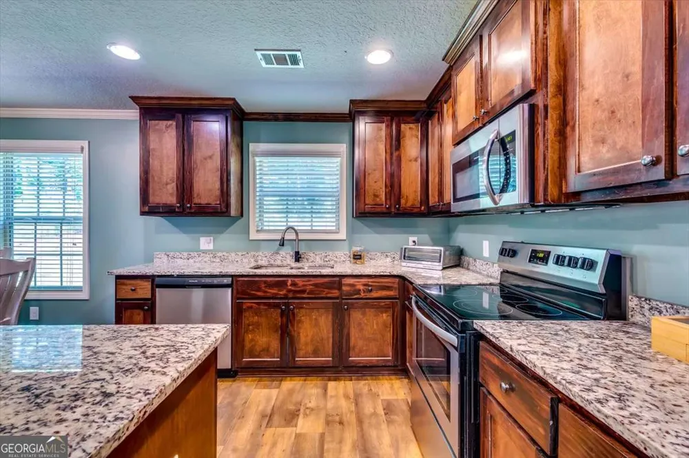 659 Peachtree RD Jefferson, GA 30549