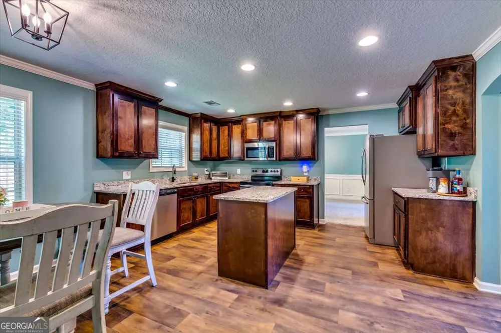 659 Peachtree RD Jefferson, GA 30549