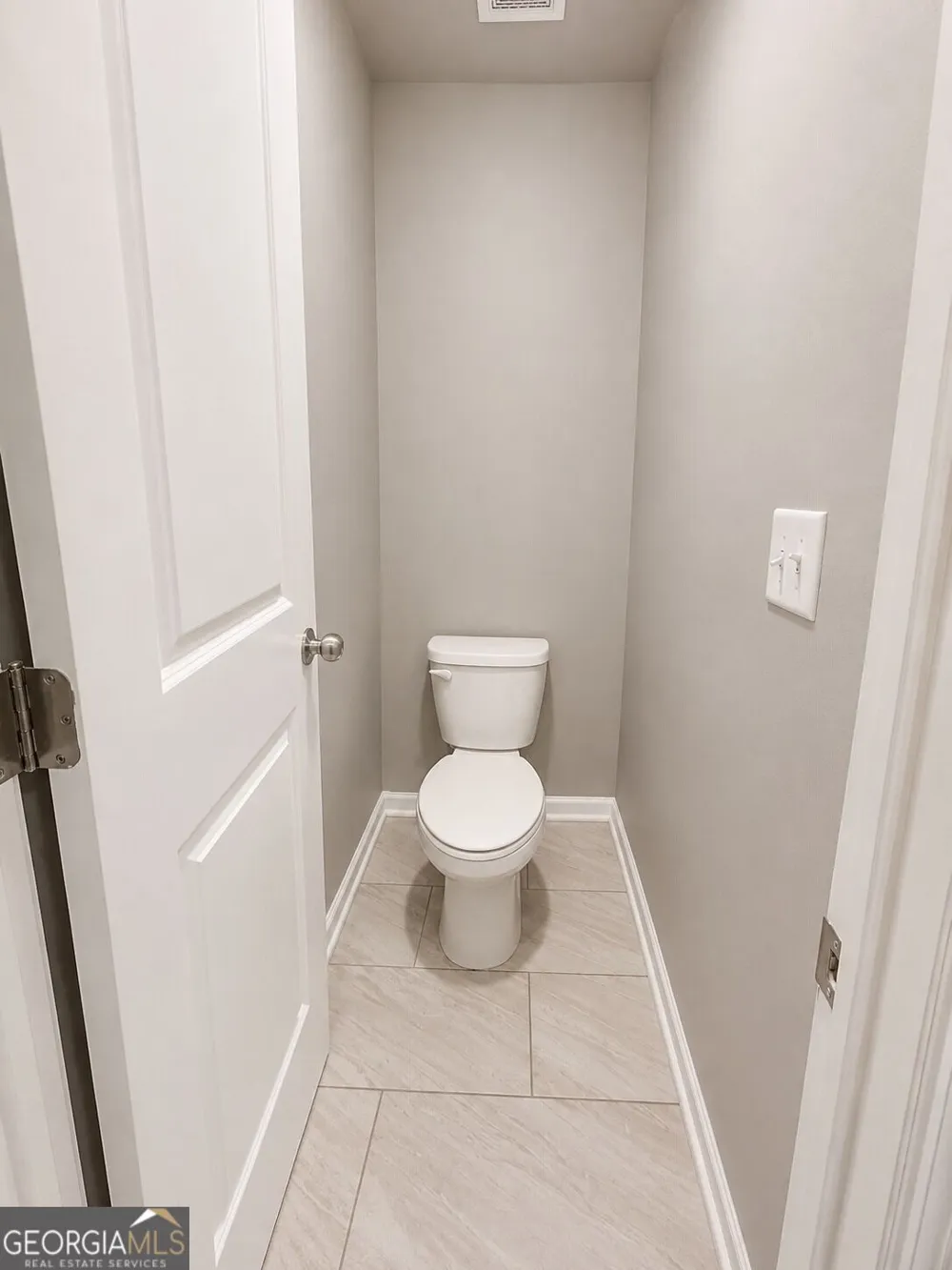 213 Beau ST Lilburn, GA 30047