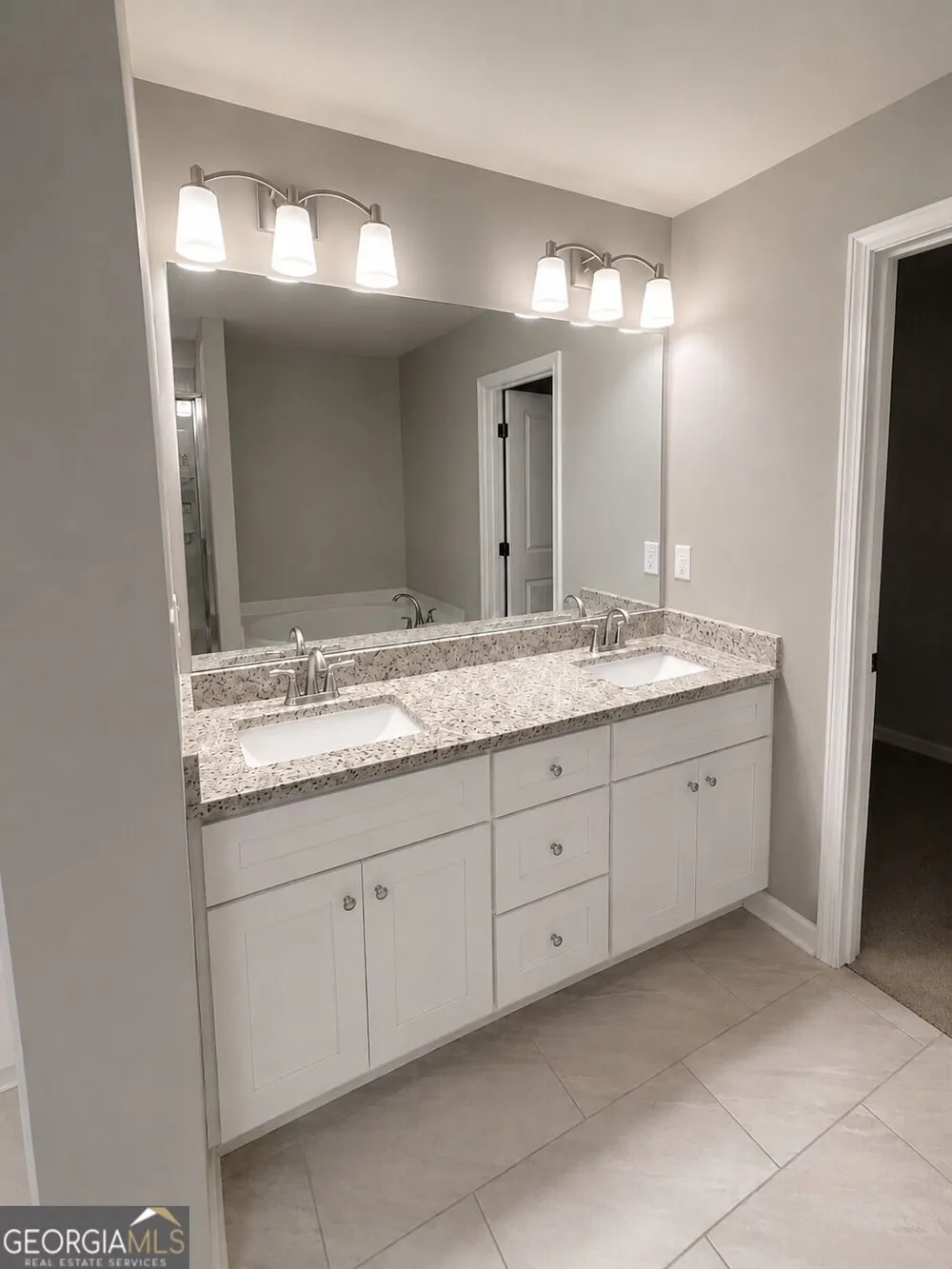 213 Beau ST Lilburn, GA 30047