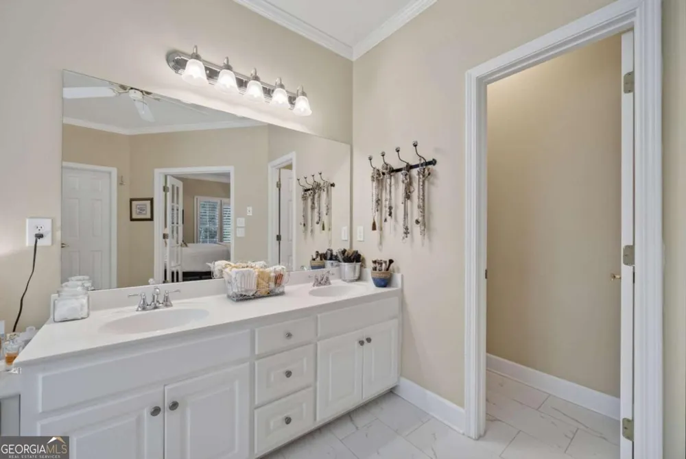 2190 Rosie LN Snellville, GA 30078