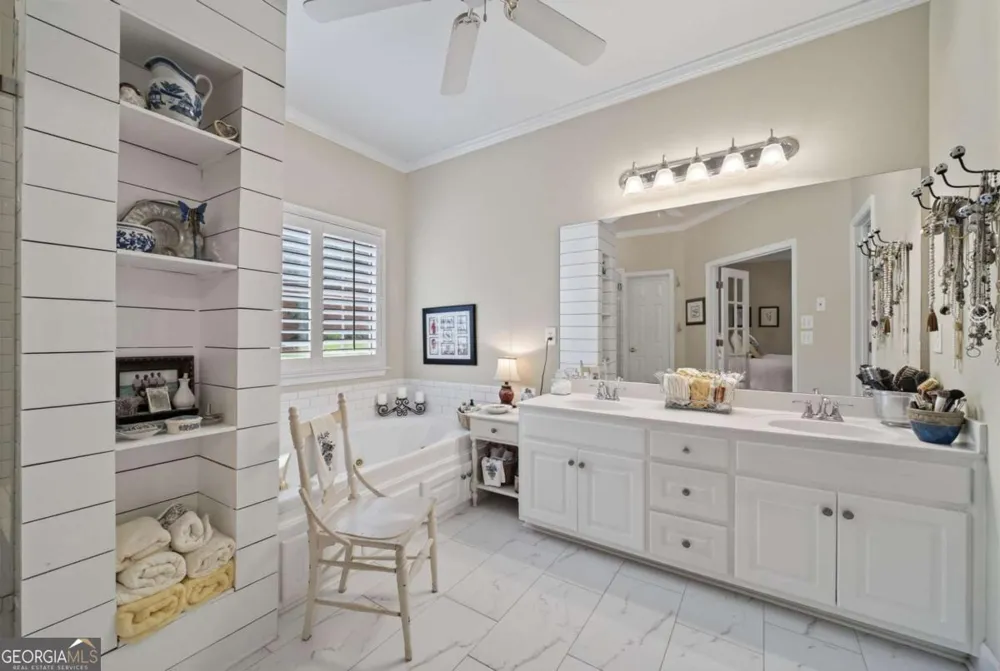 2190 Rosie LN Snellville, GA 30078