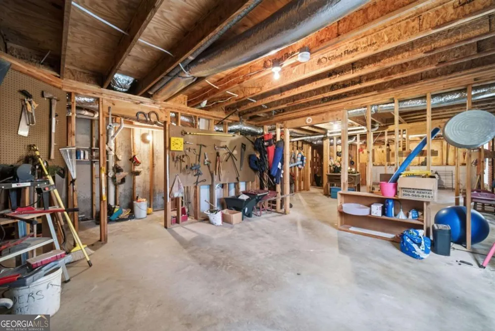 2190 Rosie LN Snellville, GA 30078