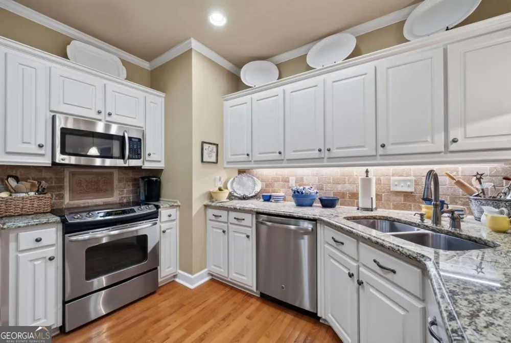 2190 Rosie LN Snellville, GA 30078