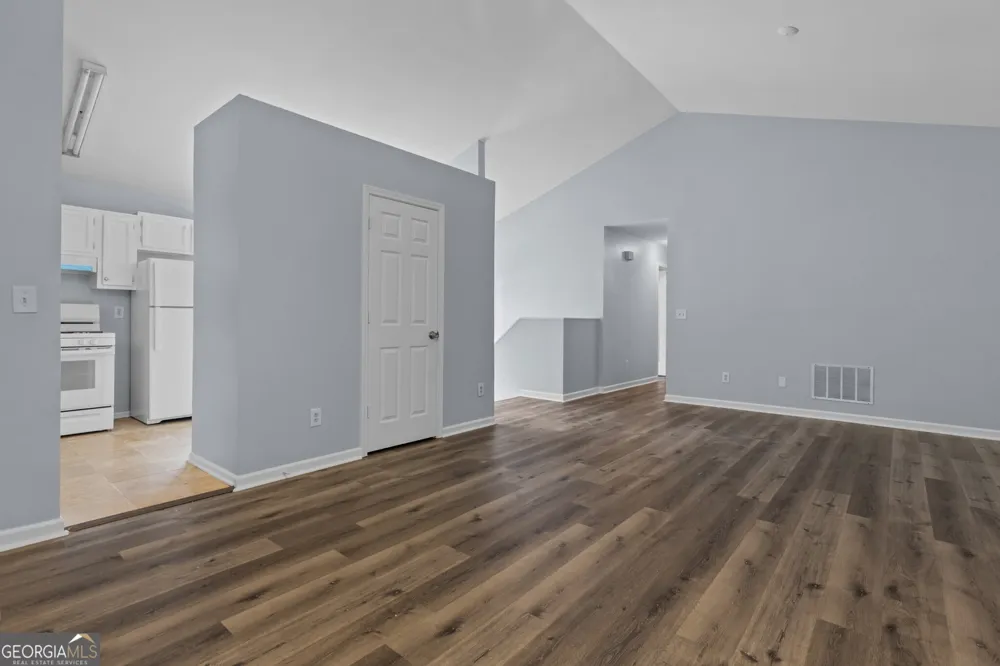 2262 COBB CREEK DR Decatur, GA 30032