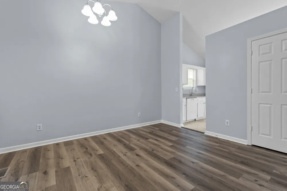2262 COBB CREEK DR Decatur, GA 30032