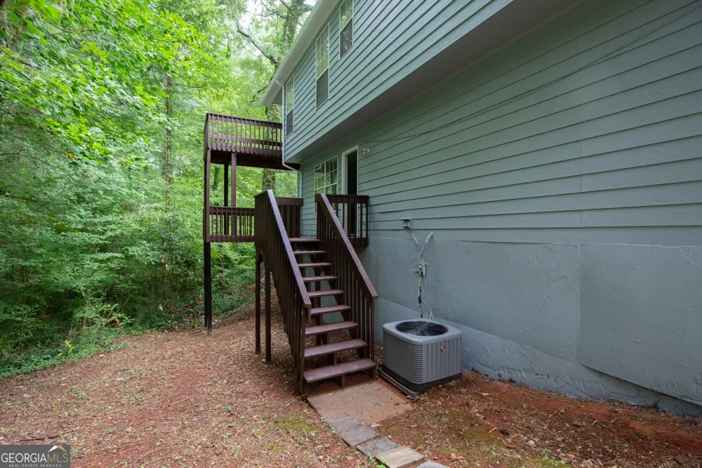 2262 COBB CREEK DR Decatur, GA 30032