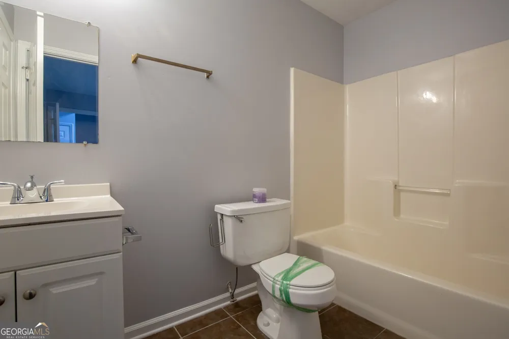 2262 COBB CREEK DR Decatur, GA 30032