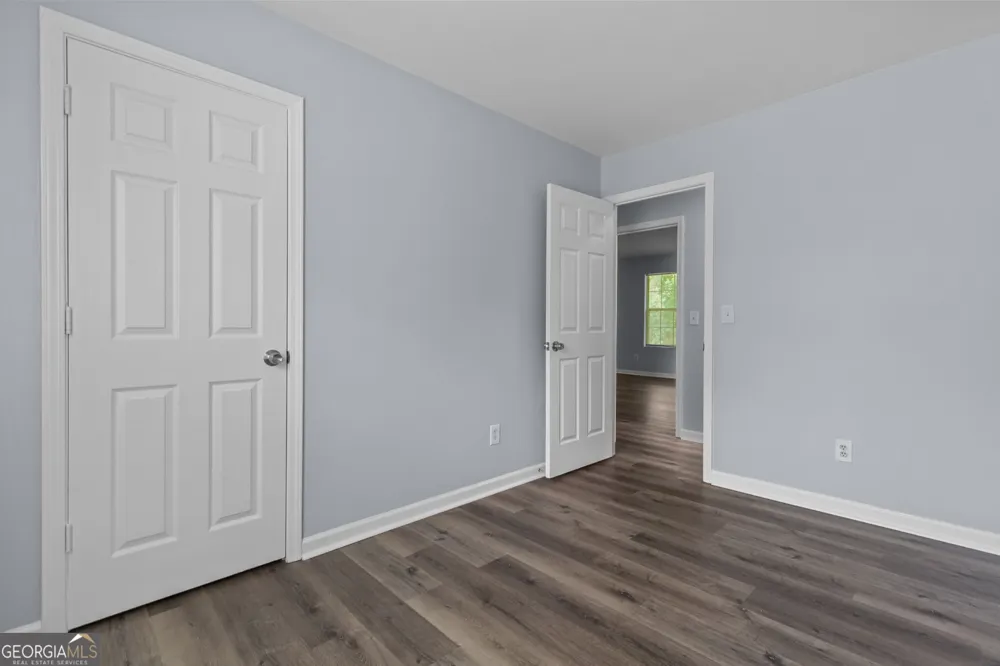 2262 COBB CREEK DR Decatur, GA 30032