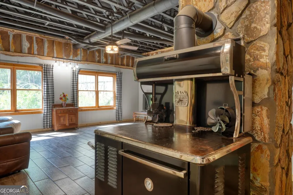 4782 Squirrel Hunting RD Morganton, GA 30560