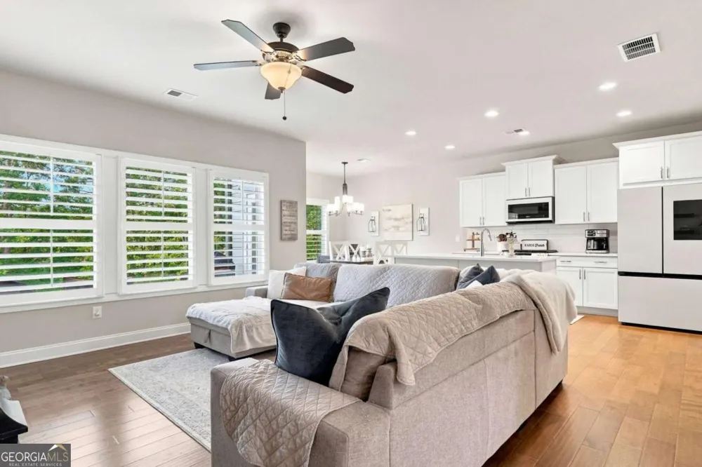 229 Lakeside PL Canton, GA 30114