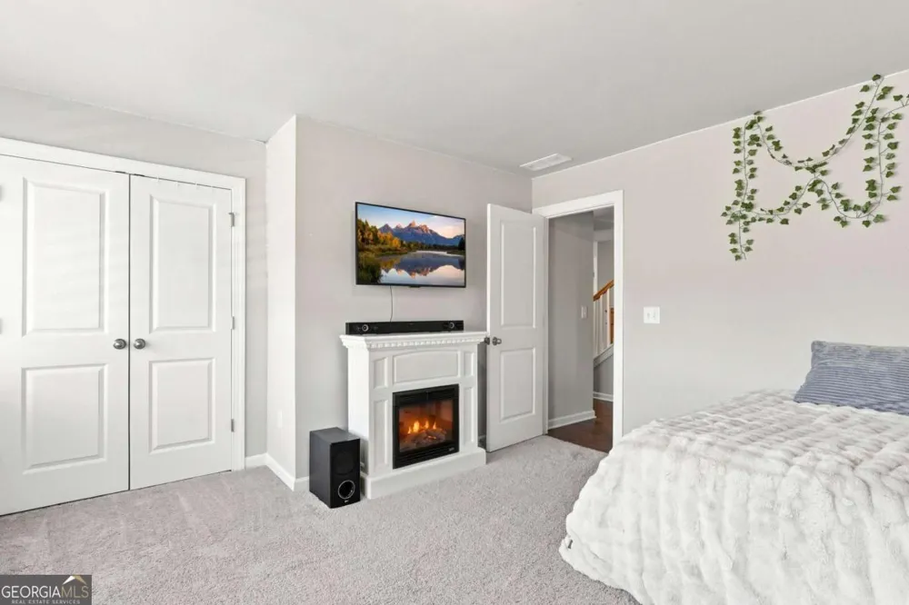229 Lakeside PL Canton, GA 30114